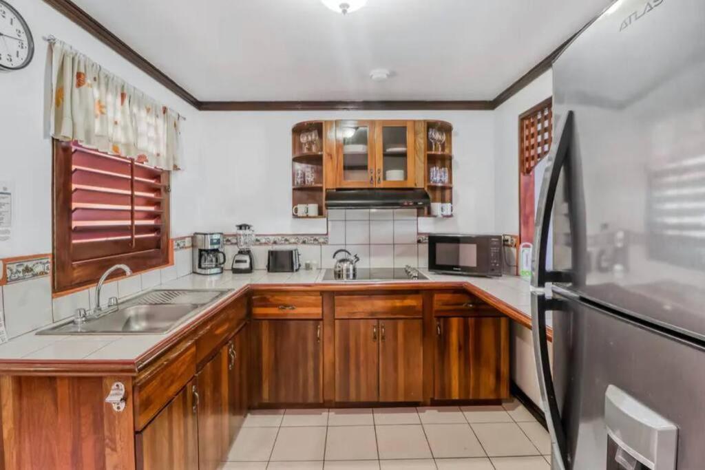 מנואל אנטוניו Lovely Condo מראה חיצוני תמונה
