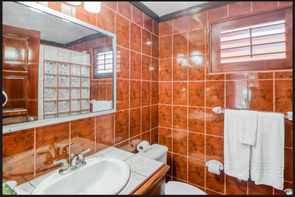 מנואל אנטוניו Lovely Condo מראה חיצוני תמונה