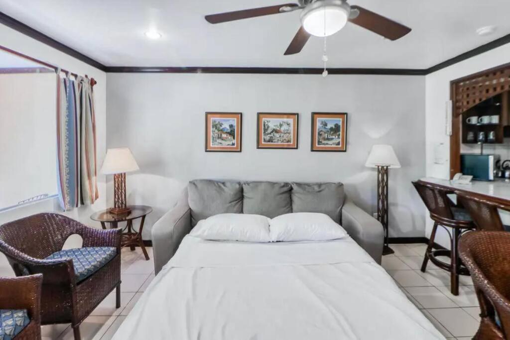 מנואל אנטוניו Lovely Condo מראה חיצוני תמונה